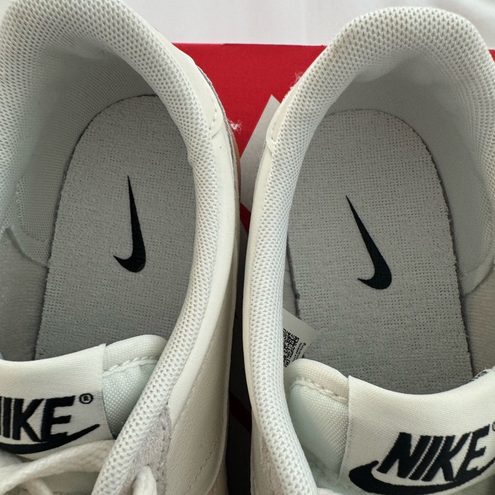 Nike Red and White Shoe Box - Picture 4 of 8